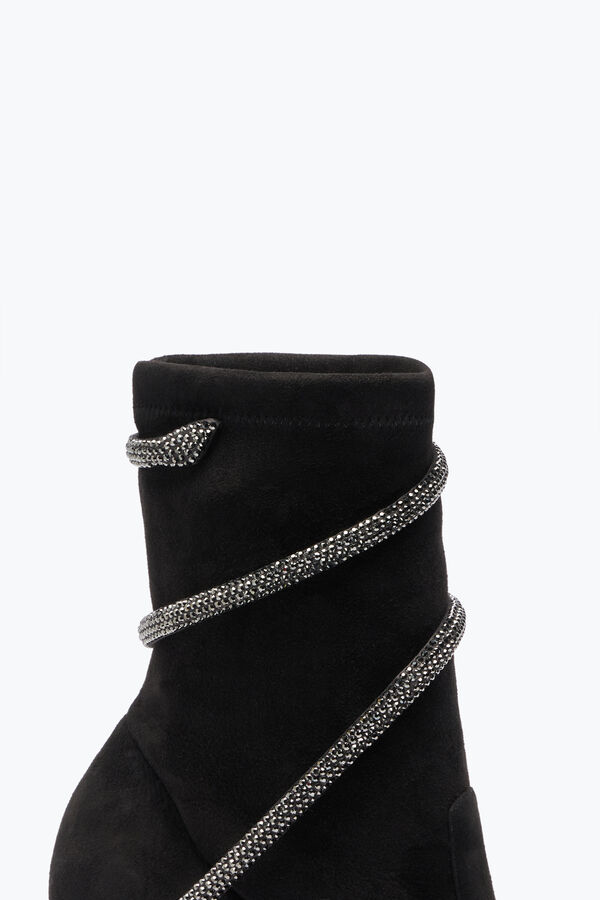 joyas cleo cristales negros de bota de 100 rene caovilla
